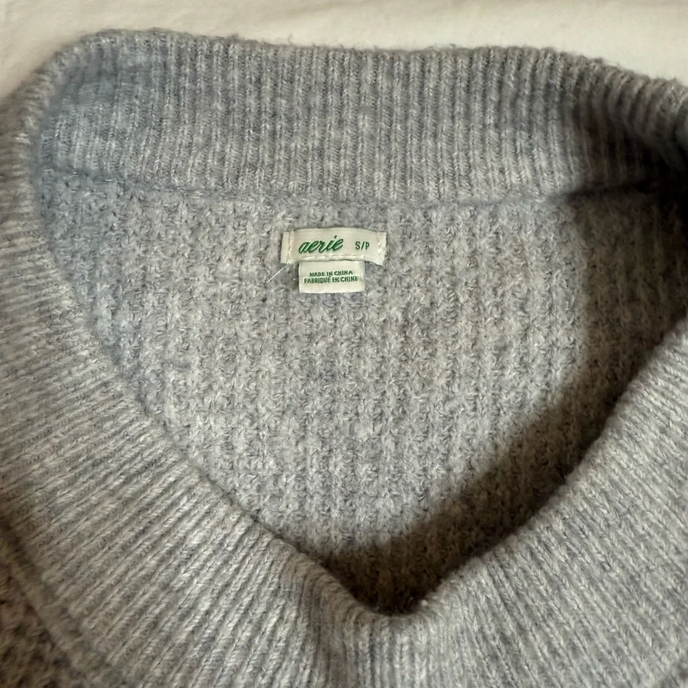 Aerie Sweater Top - Women’s Size Small - Picture 3 of 3